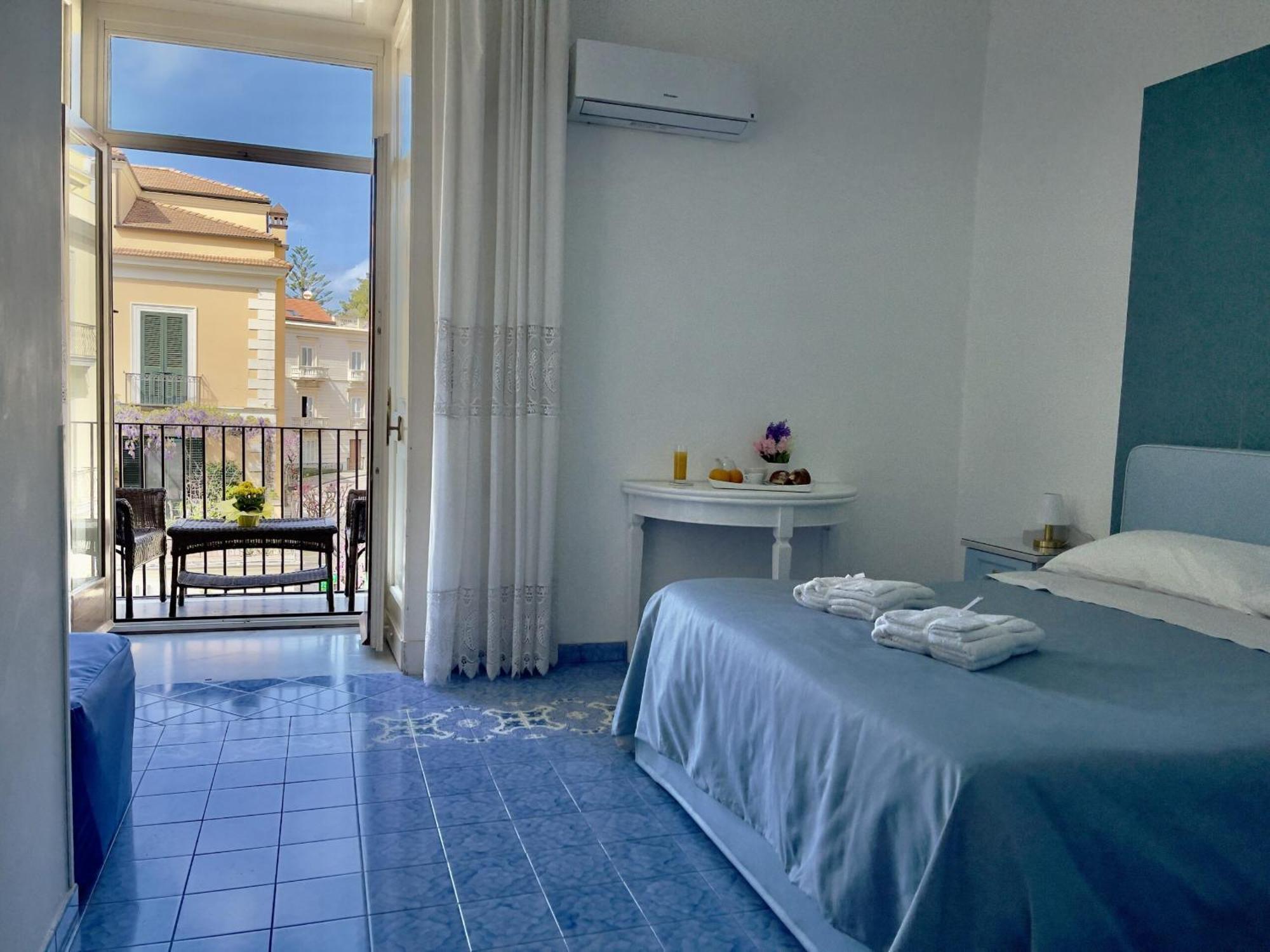 Bed and Breakfast Ambasciata Sorrento Relais Екстер'єр фото
