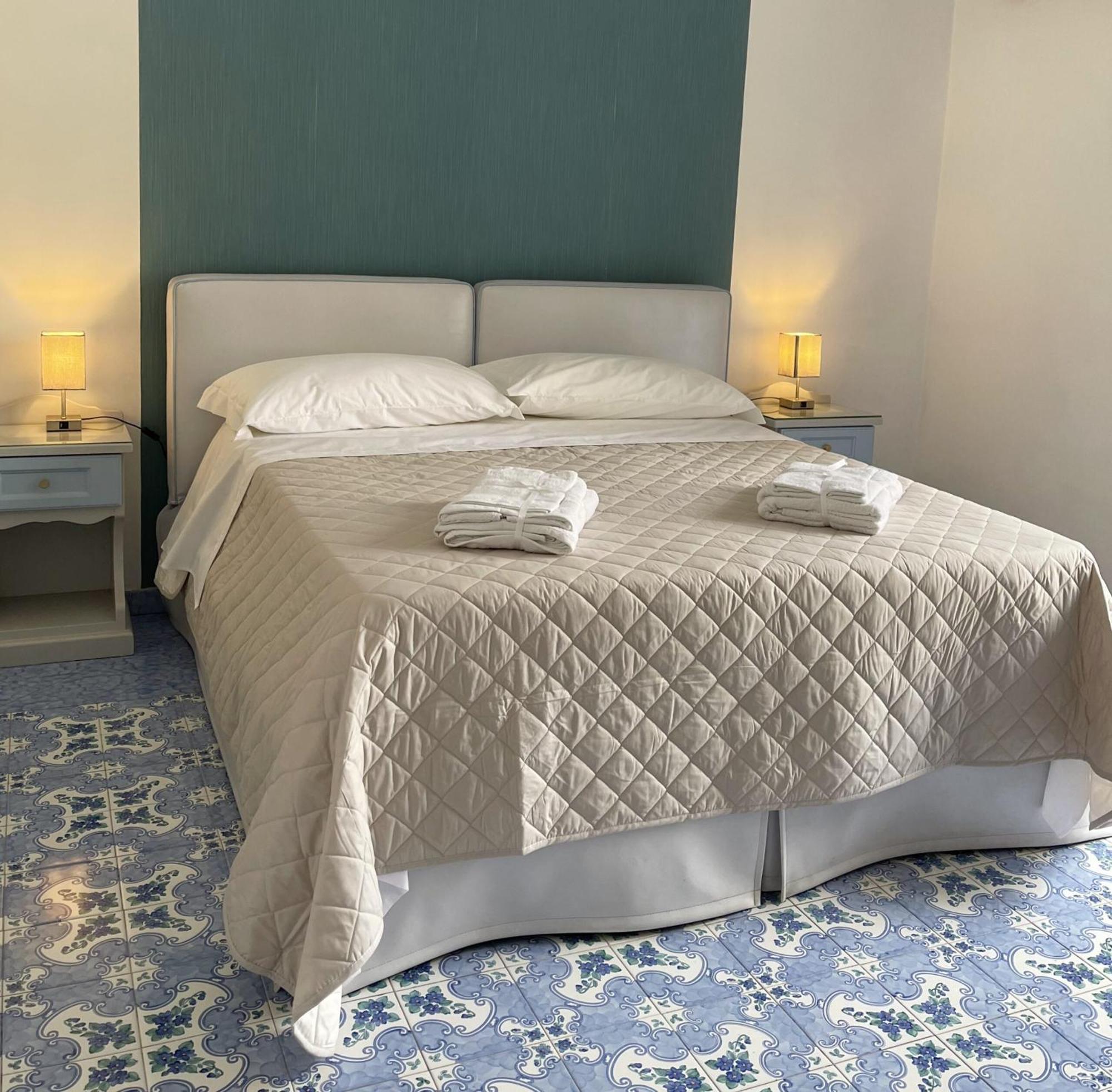 Bed and Breakfast Ambasciata Sorrento Relais Екстер'єр фото