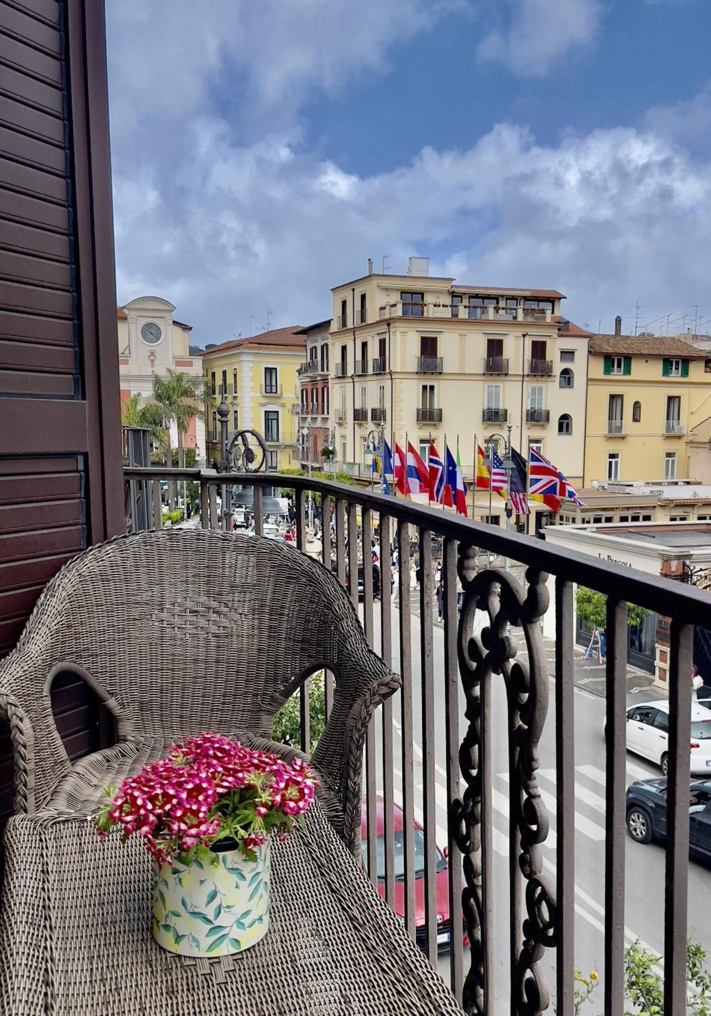 Bed and Breakfast Ambasciata Sorrento Relais Екстер'єр фото