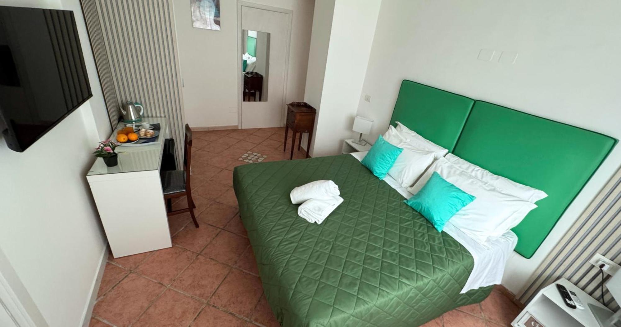 Bed and Breakfast Ambasciata Sorrento Relais Екстер'єр фото